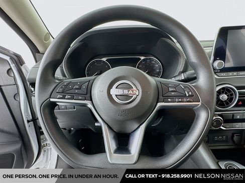 Certified 2025 Nissan Sentra SV FWD image 11