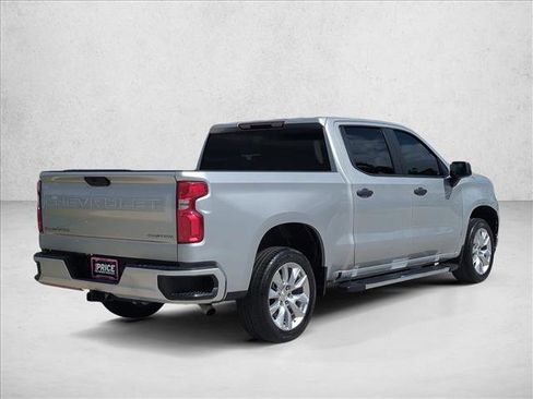 Used 2022 Chevrolet Silverado 1500 Custom image 5