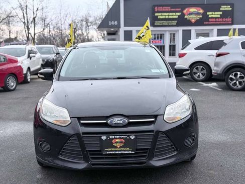 Used 2014 Ford Focus SE w/ SE Winter Package image 2