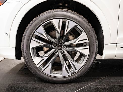 New 2026 Audi Q8 Prestige AWD/4WD image 13