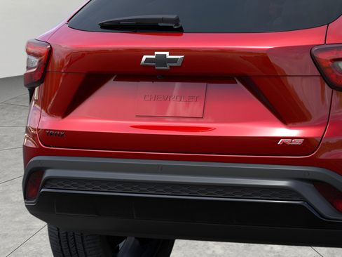 New 2026 Chevrolet Trax RS w/ Sunroof Package image 14