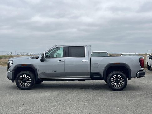 New 2026 GMC Sierra 2500 Denali Ultimate w/ Max Trailering Package AWD/4WD image 6