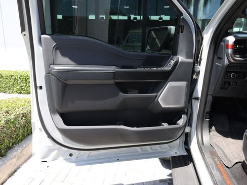 Used 2023 Ford F150 Raptor image 11