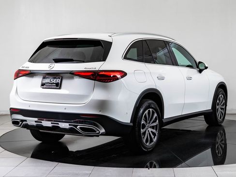 Certified 2025 Mercedes-Benz GLC 300 4MATIC image 10