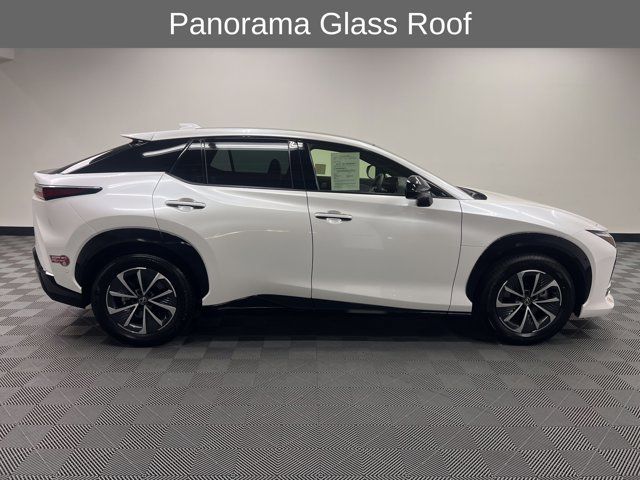 Certified 2023 Lexus RZ 450e Premium w/ Technology Package AWD/4WD image 4