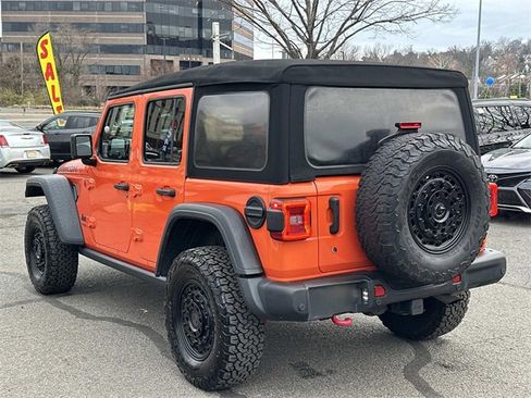 Used 2019 Jeep Wrangler Unlimited Rubicon w/ Steel Bumper Group image 4