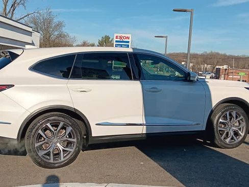 Used 2023 Acura MDX SH-AWD w/ Technology Package image 6