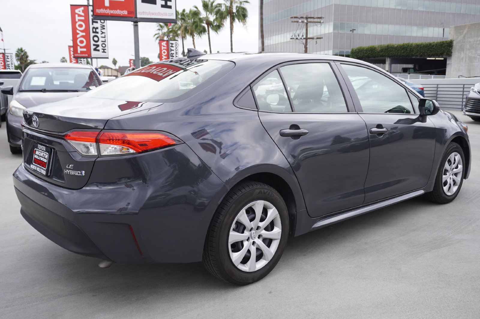 Certified 2023 Toyota Corolla LE FWD image 5