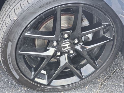 Used 2025 Honda Civic Sport image 10