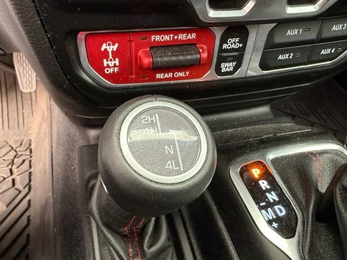 Used 2021 Jeep Wrangler Unlimited Rubicon AWD/4WD image 52