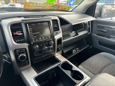 Used 2015 RAM 1500 Classic SLT w/ Luxury Group image 14