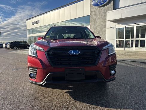 Used 2023 Subaru Forester Premium image 7