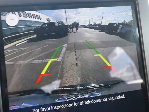 Used 2024 Ford Edge SE w/ Black Appearance Package image 4