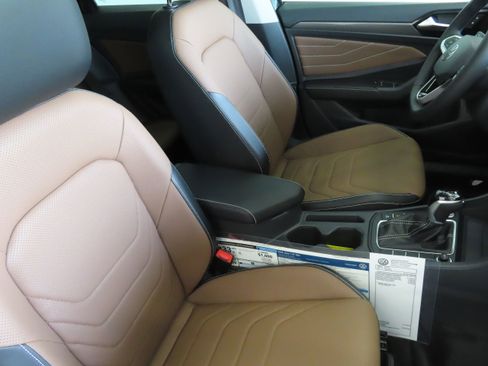 New 2026 Volkswagen Jetta SEL FWD image 26