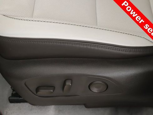 Used 2024 GMC Acadia Denali w/ Super Cruise Package image 19