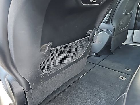 Used 2024 Chrysler Pacifica Touring-L image 26