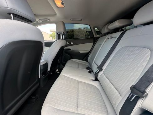 Used 2023 Hyundai Kona SEL w/ Convenience Package image 16