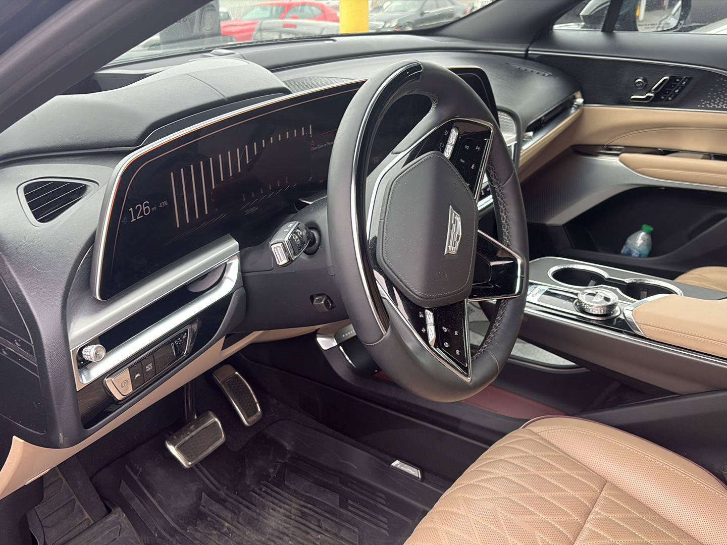 Used 2026 Cadillac Lyriq Signature Luxury w/ Nappa Leather Package AWD/4WD image 5