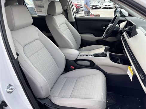 New 2026 Honda HR-V LX image 11