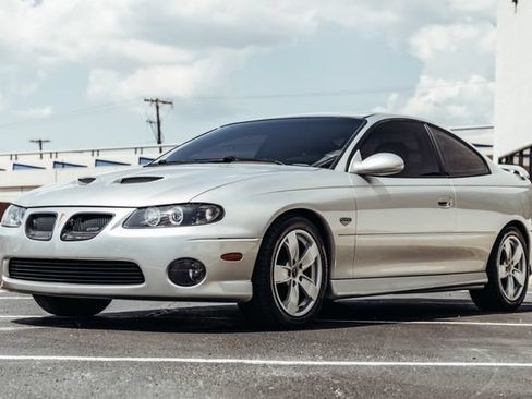Used 2005 Pontiac GTO RWD image 6
