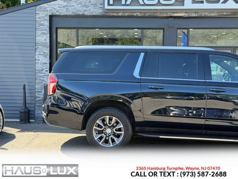Used 2021 Chevrolet Suburban LT AWD/4WD image 16