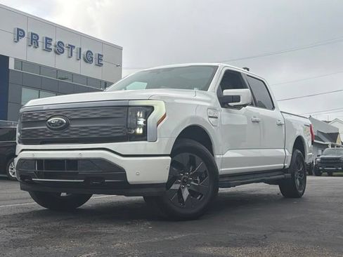 Used 2022 Ford F150 Lightning Lariat w/ Equipment Group 511A High AWD/4WD image 2