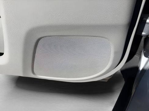 Used 2021 Honda Pilot Touring image 27