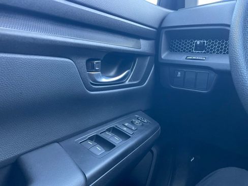 Certified 2025 Honda CR-V LX image 18