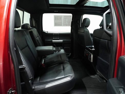 Used 2018 Ford F150 Lariat w/ Equipment Group 502A Luxury image 14