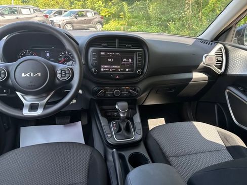 Used 2022 Kia Soul LX w/ Technology Package image 20