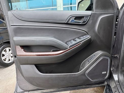 Used 2018 GMC Yukon SLT w/ Premium Edition image 14