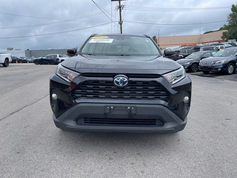 Used 2021 Toyota RAV4 XLE w/ Convenience Package AWD/4WD image 5