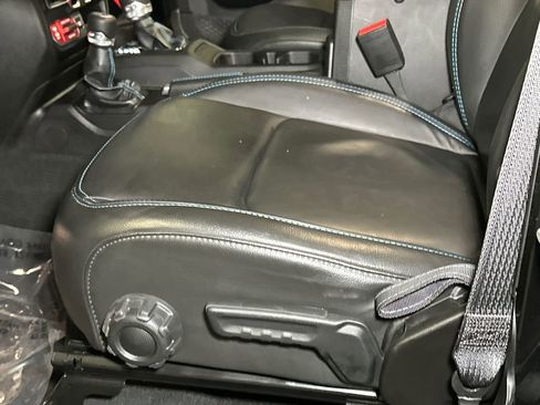 Used 2022 Jeep Wrangler Unlimited Rubicon 4xe w/ Cold Weather Group image 18