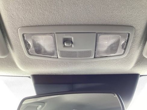 Used 2025 Mitsubishi Outlander Sport SE AWD/4WD image 27