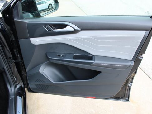 Certified 2024 Volkswagen Taos SEL image 26