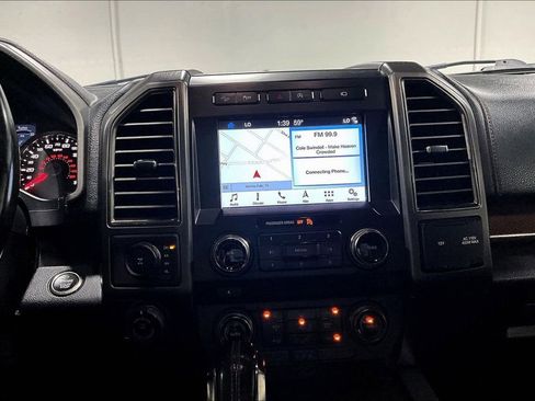 Used 2017 Ford F150 Raptor w/ Equipment Group 802A Luxury image 8