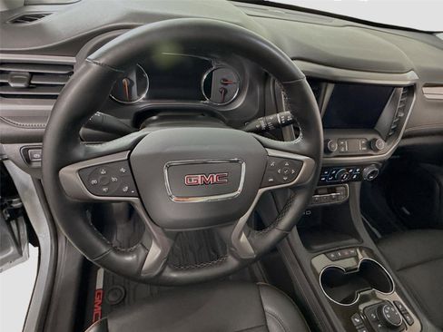 Used 2023 GMC Acadia AT4 w/ Technology Package image 5