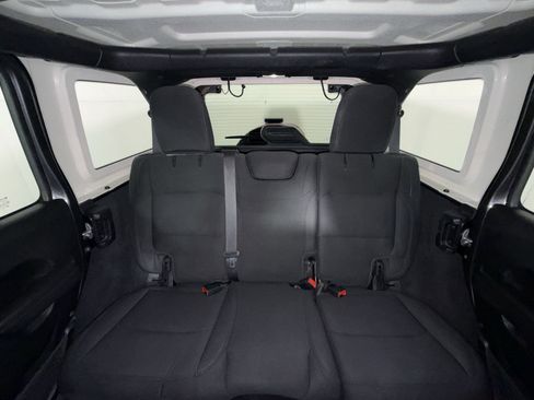 Used 2023 Jeep Wrangler Unlimited Sport AWD/4WD image 23