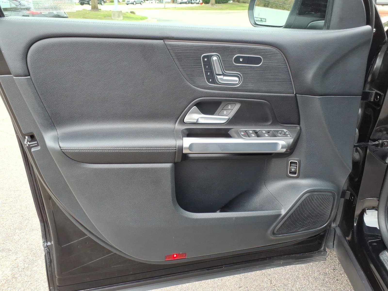 Certified 2023 Mercedes-Benz GLB 250 4MATIC image 16