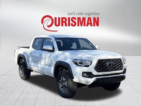 Used 2023 Toyota Tacoma TRD Off-Road image 1