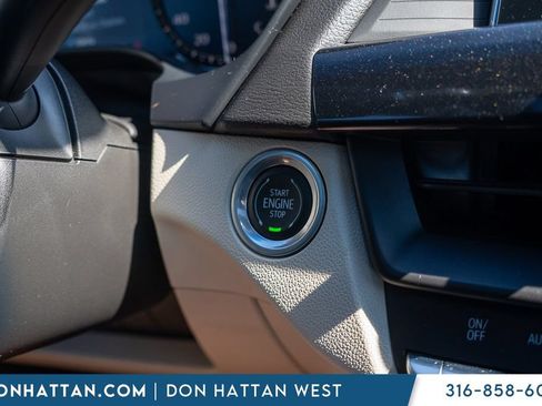 Used 2023 Cadillac CT4 Premium Luxury RWD image 15