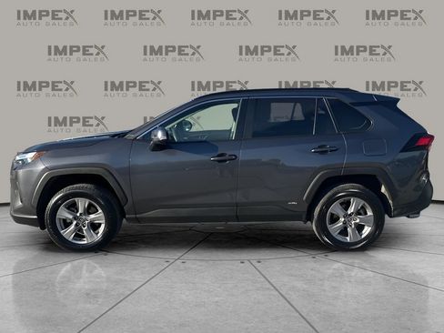 Used 2024 Toyota RAV4 XLE image 2