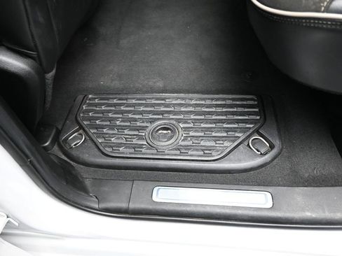 Used 2019 RAM 1500 Laramie AWD/4WD image 27