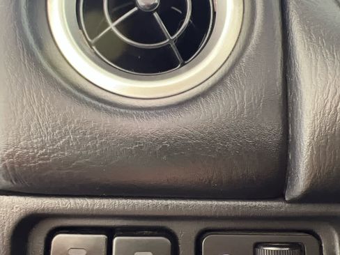 Used 2003 MAZDA MX-5 Miata LS image 18