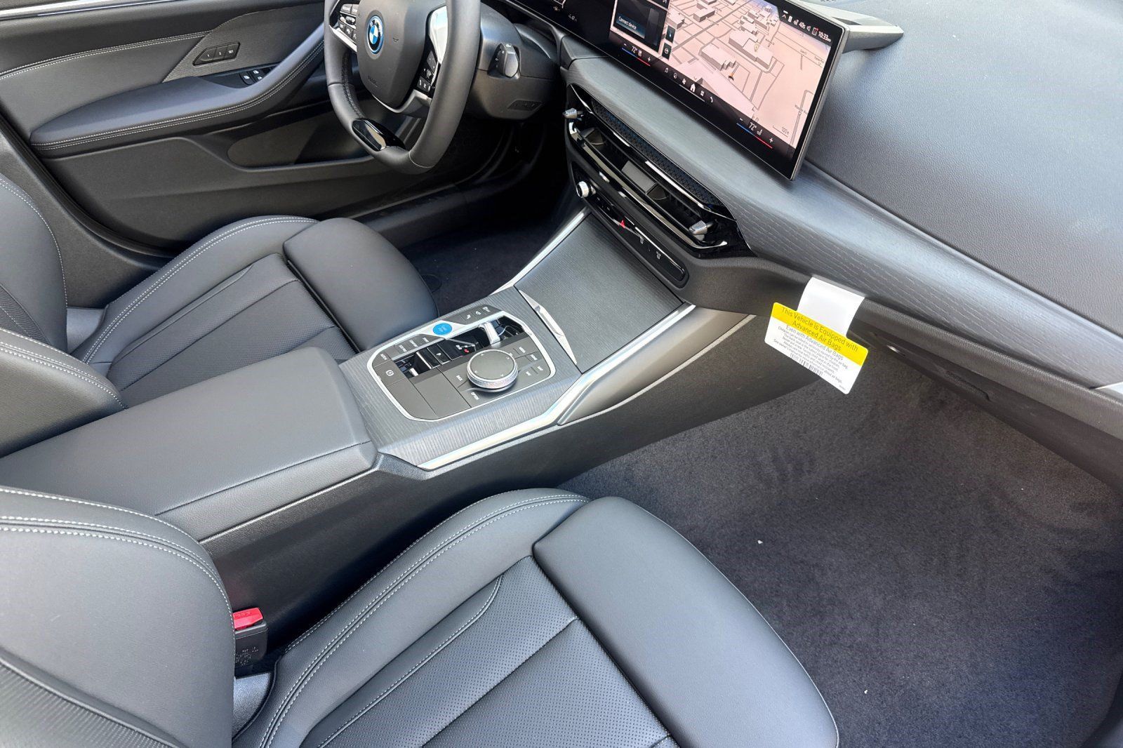 Used 2026 BMW i4 eDrive40 w/ Premium Package RWD image 28