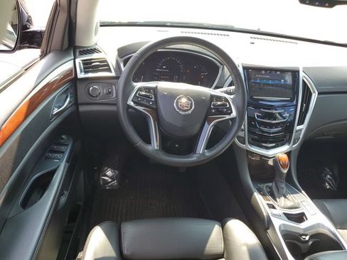 Used 2015 Cadillac SRX Luxury w/ Driver Awareness Package FWD image 11