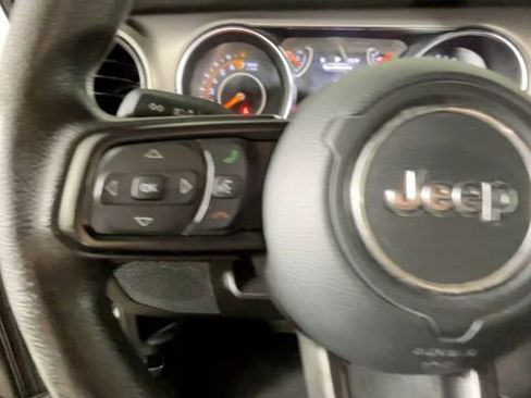 Used 2019 Jeep Wrangler Sport AWD/4WD image 25