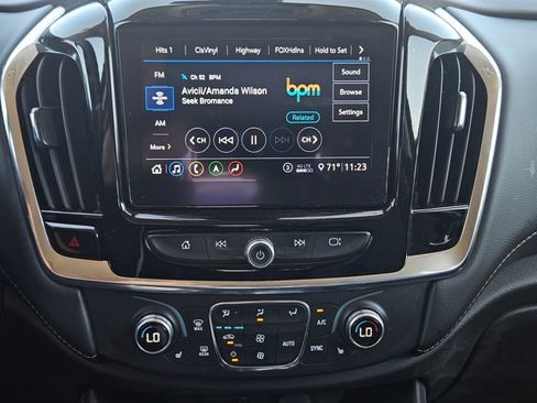 Used 2021 Chevrolet Traverse RS image 13