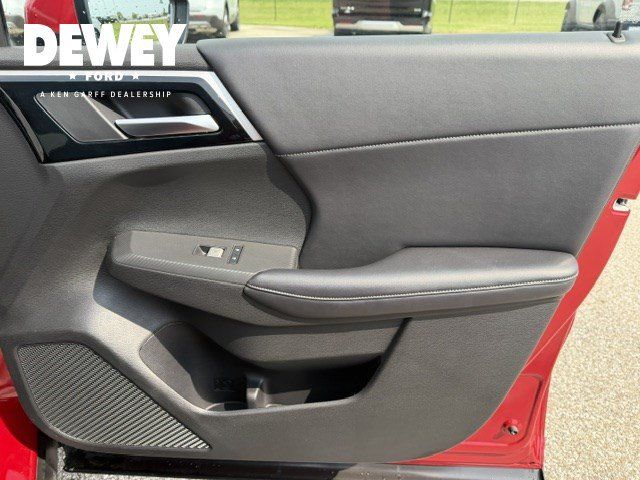 Used 2023 Mitsubishi Outlander SE Black Edition AWD/4WD image 37