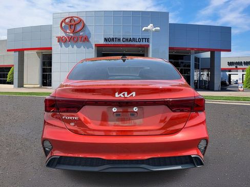 Used 2022 Kia Forte LXS FWD image 6